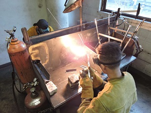 process-of-welding-compressed