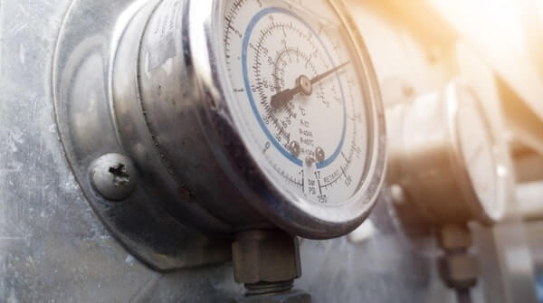 Close up of the pressure gauge for measuring CO2 refrigerant